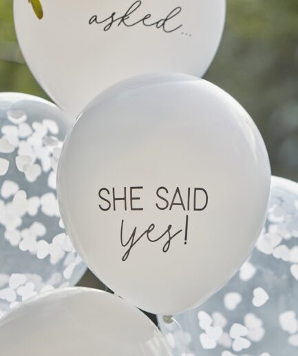 Κομφετί μπαλόνια αρραβώνα "She Said Yes",5τμχ.